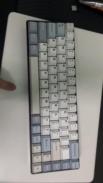 Bàn phím cơ KB68 Xám trắng. Mua bán Phụ kiện (Màn hình, Chuột...) tại Quận Hải Châu Đà Nẵng được đăng bởi VIỆT ĐOÀN hình 1