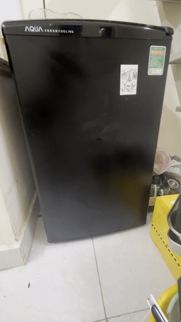 Tủ lạnh Aqua 90L Đen. Mua bán Tủ lạnh tại Huyện Gò Dầu Tây Ninh được đăng bởi Lê Ngọc Vi hình 1