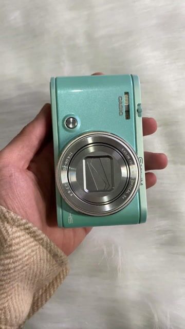 Máy ảnh Casio Exilim ZR5500. Mua bán Máy ảnh, Máy quay tại Quận Cầu Giấy Hà Nội được đăng bởi Vũ Thành Long hình 1