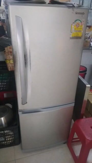 Tủ lạnh Panasonic 210 lít Bạc. Mua bán Tủ lạnh tại Quận Cẩm Lệ Đà Nẵng được đăng bởi  Phan Hong hai hình 1