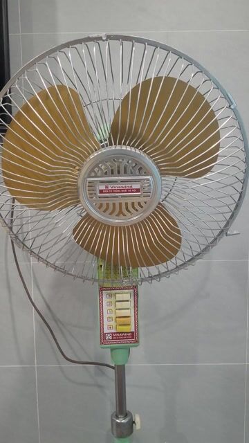 Quạt cổ thời bao cấp thân nhôm đã lắp khiển hàngST. Mua bán Quạt tại Quận Bắc Từ Liêm Hà Nội được đăng bởi Kiếp Phong Ba hình 1