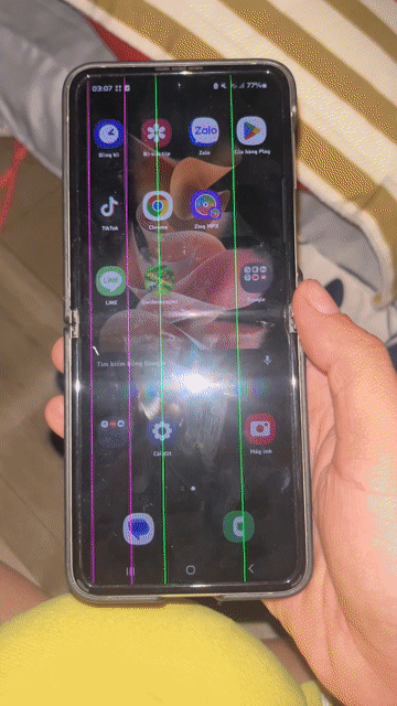Samsung Galaxy Z Flip 3 5G Vàng kem. Mua bán Điện thoại tại Quận 6 Tp Hồ Chí Minh được đăng bởi ngọc diễm hình 1