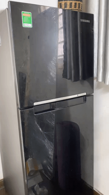 Tủ lạnh 208L. Mua bán Tủ lạnh tại Huyện Bình Chánh Tp Hồ Chí Minh được đăng bởi Nguyen hình 1