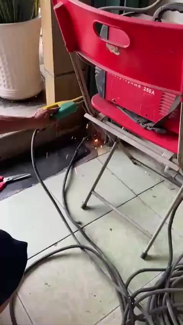 Máy hàn ЗУБР Tig/Que. Mua bán Đồ chuyên dụng, Giống nuôi trồng tại Quận Tân Bình Tp Hồ Chí Minh được đăng bởi Phương hình 1