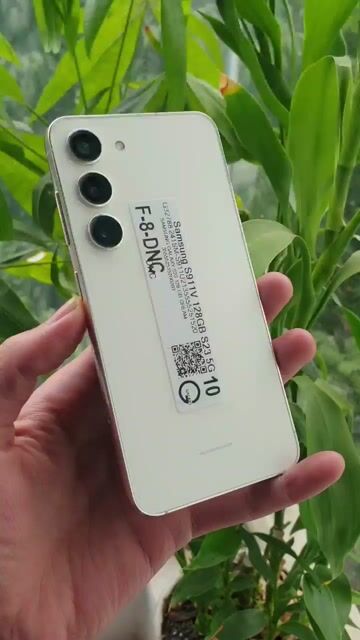 Galaxy S23 5G Snapdragon 8 Gen 2 Mỹ/Hàn có trả góp. Mua bán Điện thoại tại Quận Thanh Xuân Hà Nội được đăng bởi Playmobile Shop hình 1