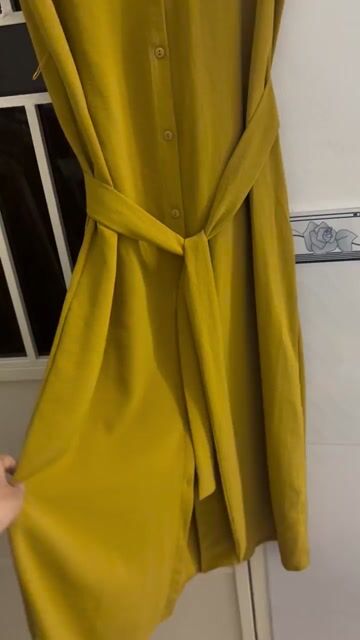 Đầm Zara nữ dáng rộng màu vàng. Mua bán Quần áo tại Quận 1 Tp Hồ Chí Minh được đăng bởi pé thỏ hình 1