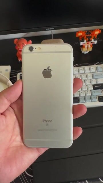 Apple iPhone 6s 16GB chữa cháy. Mua bán Điện thoại tại Thành phố Thủ Đức Tp Hồ Chí Minh được đăng bởi Phạm Văn Thạch hình 1
