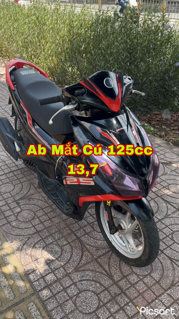Honda Air Blade Mắt cú 125cc Đen, Đỏ. Mua bán Xe máy tại Quận Tân Phú Tp Hồ Chí Minh được đăng bởi XE MÁY QUANG LẬP hình 1