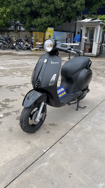 Xe máy điện Vespa Đen nhám 40km/lần sạc. Mua bán Xe máy tại Quận Cầu Giấy Hà Nội được đăng bởi Xe điện Bình Phương hình 1