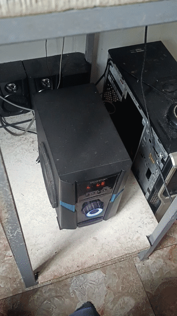 Mâm Laptop Asus TP412U Đen. Mua bán Laptop tại Huyện Hớn Quản Bình Phước được đăng bởi trần vũ trung hiếu hình 1