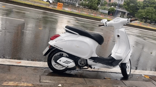 Piaggio Vespa Primavera 2016 3V Trắng 13000 km. Mua bán Xe máy tại Thành phố Thủ Đức Tp Hồ Chí Minh được đăng bởi Namphuongw hình 1