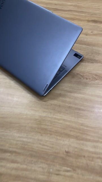 Yoga Slim 7 14IMH9 Oled intel Utra 7 Ram 32GB. Mua bán Laptop tại Quận Hoàng Mai Hà Nội được đăng bởi Hoàng Bách Techlife hình 1