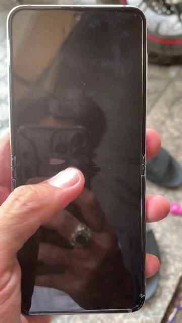 Samsung Z flip 5 512gb/8gb ram 2sim. Mua bán Điện thoại tại Quận Phú Nhuận Tp Hồ Chí Minh được đăng bởi Tấn Dũng hình 1