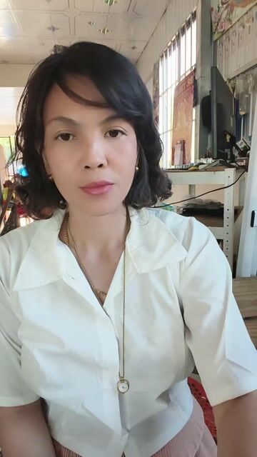 Đồng hồ đeo tay nữ Vải thun. Mua bán Đồng hồ tại Huyện Châu Thành Sóc Trăng được đăng bởi NHAKINHDOANH hình 1