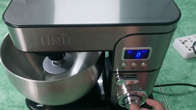 Máy trộn bột UNIE EM5 8L Xám. Mua bán Bếp, lò, đồ điện nhà bếp tại Quận 7 Tp Hồ Chí Minh được đăng bởi Phan Hoàng Lâm hình 1