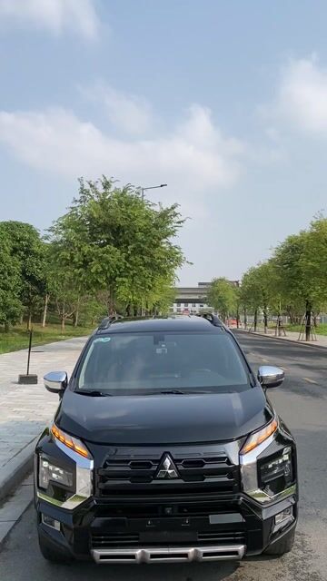 Mitsubishi Xpander 2023 Cross 1.5 AT. Mua bán Ô tô tại Quận Thanh Xuân Hà Nội được đăng bởi ĐÀM HÙNG CAR  hình 1