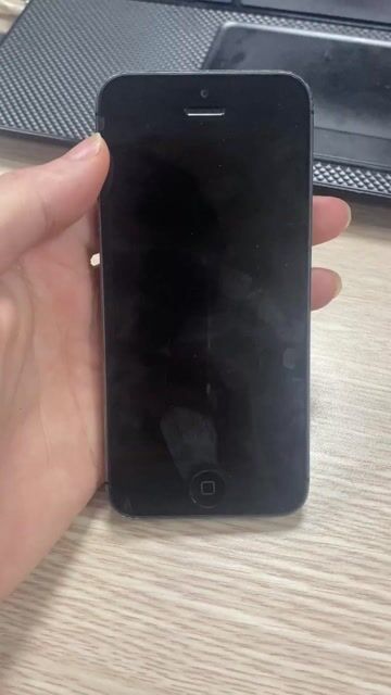 Apple iPhone 5S Xám Mất iCloud. Mua bán Điện thoại tại Quận Ba Đình Hà Nội được đăng bởi Ng Tú hình 1