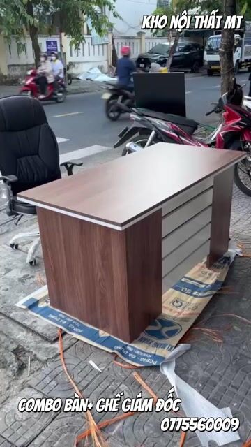 ComBo Bàn Ghế Giám Đốc Giá Rẻ, Đẹp, New 100%. Mua bán Bàn ghế tại Quận Cẩm Lệ Đà Nẵng được đăng bởi Kho Nội Thất MT  hình 1