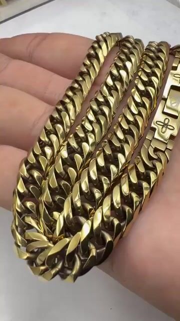 Dây chuyền titanium Nhật mạ vàng hiệu Valentino. Mua bán Phụ kiện thời trang khác tại Quận 12 Tp Hồ Chí Minh được đăng bởi An Nhiên  hình 1