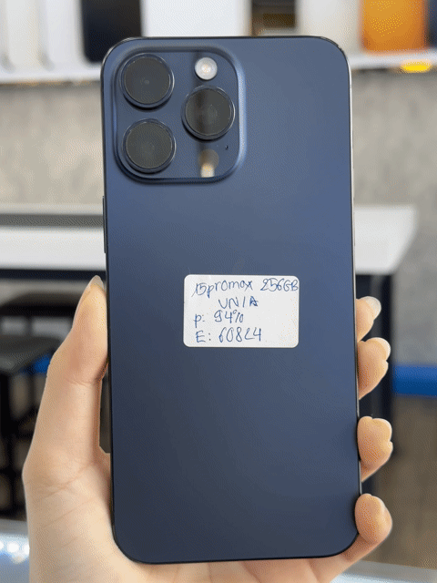 iPhone 15 Pro Max 256GB Xanh VN/A. Mua bán Điện thoại tại Thành phố Thủ Dầu Một Bình Dương được đăng bởi Phong Le hình 1