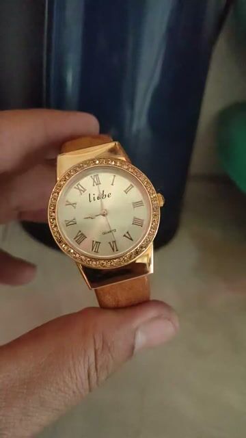 Đồng hồ nữ Liebe Inox bọc vàng 30mm. Mua bán Đồng hồ tại Quận 6 Tp Hồ Chí Minh được đăng bởi Sao Bay hình 1