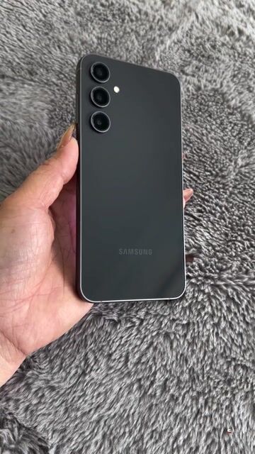 Samsung Galaxy S23 FE 128GB. Màu Đen, máy đẹp. Mua bán Điện thoại tại Quận Bình Tân Tp Hồ Chí Minh được đăng bởi Hoàng Anh hình 1
