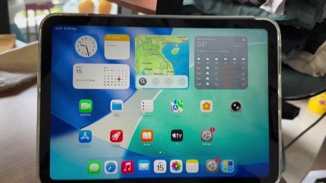 Bán iPad Gen 10 WiFi - Ngoại hình đẹp như mới 99%. Mua bán Máy tính bảng tại Quận Tân Bình Tp Hồ Chí Minh được đăng bởi Hoang Nguyen hình 1