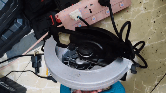 Máy cưa gỗ Makita 220V 185mm , chạy tốt, bị nứt. Mua bán Đồ chuyên dụng, Giống nuôi trồng tại Quận Bình Tân Tp Hồ Chí Minh được đăng bởi Nguyễn Công Trình hình 1