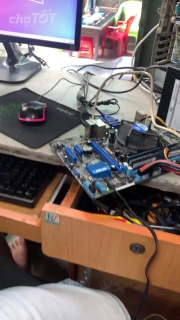 Mainboard Asus P8H61-MX i3 3240 Đã sử dụng. Mua bán Linh kiện (RAM, Card...) tại Quận 5 Tp Hồ Chí Minh được đăng bởi Diep hình 1