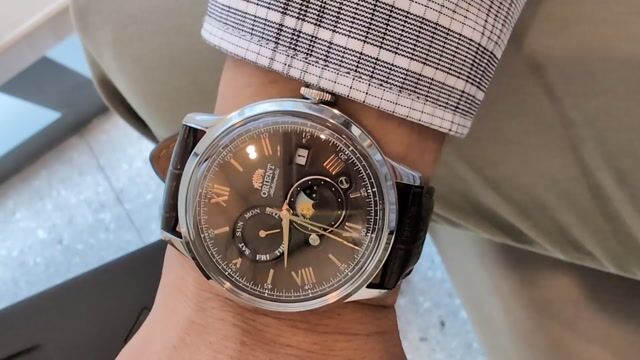 Orient Sun & Moon RA-AK0804Y Nam Nâu 97%. Mua bán Đồng hồ tại Quận 8 Tp Hồ Chí Minh được đăng bởi Lê Nhật Duy hình 1