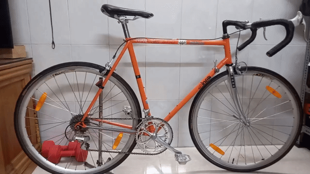 Xe đạp cuộc Cinelli  ý xịn. Mua bán Xe đạp tại Quận Bình Tân Tp Hồ Chí Minh được đăng bởi Linda hình 1