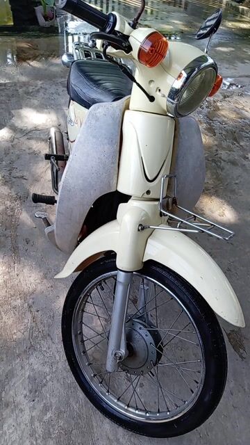 Cup năm nữ cấp 3, mới, Đề đèn còi nhan xịn sò.. Mua bán Xe máy tại Huyện Triệu Phong Quảng Trị được đăng bởi Tran Cong Vinh  hình 1