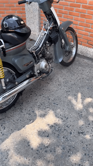 Honda Cub 81 50cc bao êm bao thì thầm. Mua bán Xe máy tại Quận 6 Tp Hồ Chí Minh được đăng bởi Tô Lâm hình 1