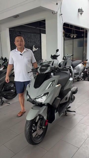 Vario 160 2024 xám xi măng đi 3000km như mới.. Mua bán Xe máy tại Quận Ô Môn Cần Thơ được đăng bởi Trần Tùng hình 1