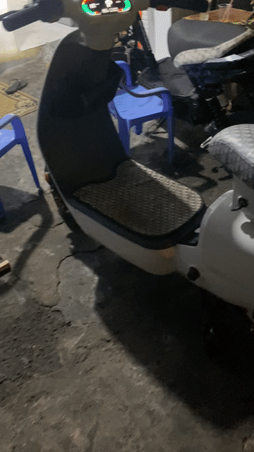 Xe máy điện V1 Đã sử dụng. Mua bán Xe máy tại Quận 7 Tp Hồ Chí Minh được đăng bởi Thiên Long hình 1