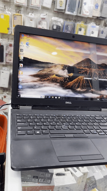 Dell Latitude 5570 i5-6200 15.6 inch 8GB/256GB. Mua bán Laptop tại Quận Đống Đa Hà Nội được đăng bởi Hai hình 1