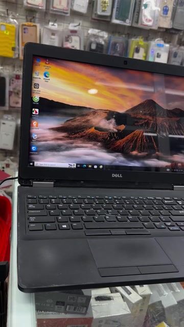Dell Latitude 5570 i5-6200 15.6 inch 8GB/256GB. Mua bán Laptop tại Quận Đống Đa Hà Nội được đăng bởi Hai hình 1