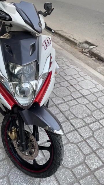 Yamaha Nouvo Trắng đỏ. Mua bán Xe máy tại Quận 12 Tp Hồ Chí Minh được đăng bởi xe máy THÀNH LONG hình 1