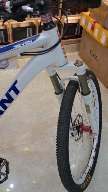 Xe đạp địa hình Giant M Nhôm ALUXX. Mua bán Xe đạp tại Quận Lê Chân Hải Phòng được đăng bởi Hải Anh Audio hình 1