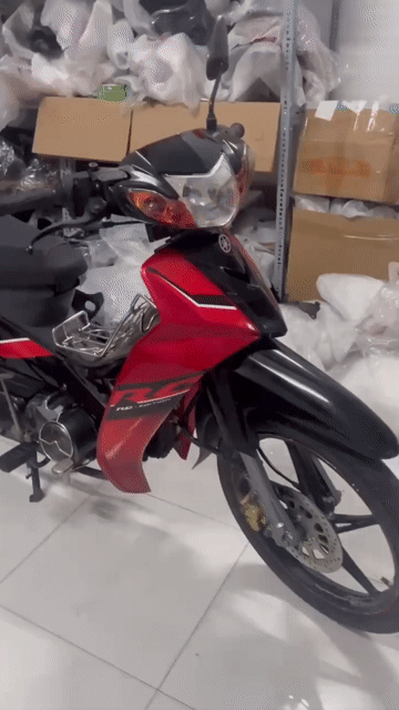 Yamaha Sirius 50cc Đỏ đen. Mua bán Xe máy tại Quận Tân Phú Tp Hồ Chí Minh được đăng bởi Phương Duy hình 1