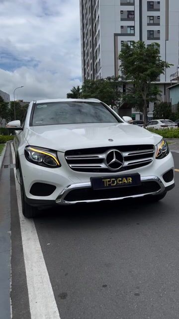 Mercedes GLC200 2019 - Công ty xuất hoá đơn. Mua bán Ô tô tại Quận Bình Tân Tp Hồ Chí Minh được đăng bởi Hoàng Thọ hình 1