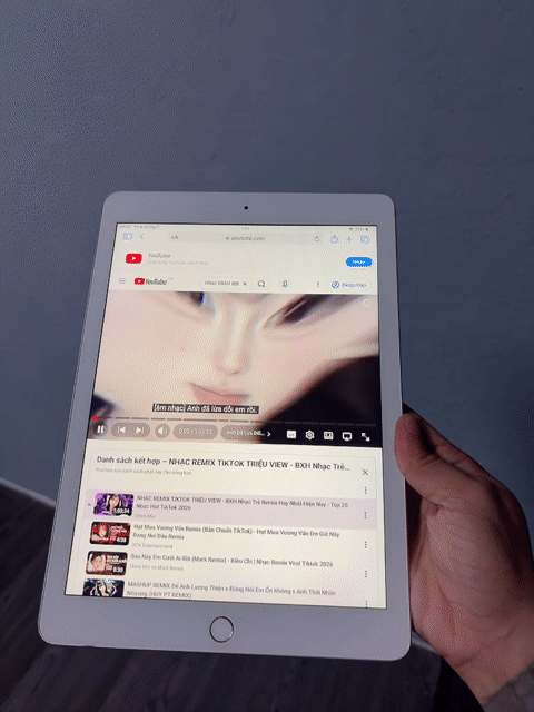 Apple iPad Gen 6 32GB Bạc Đã sử dụng. Mua bán Máy tính bảng tại Quận 1 Tp Hồ Chí Minh được đăng bởi Lucas Huỳnh hình 1