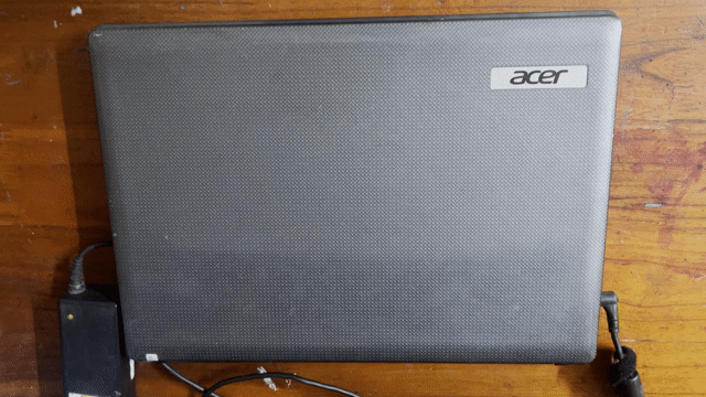 Acer Aspire 4739 i3 14 inch 2GB/320GB. Mua bán Laptop tại Quận Hoàng Mai Hà Nội được đăng bởi Vũ kim oanh hình 1