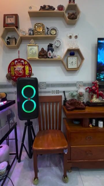 Loa di động JBL Partybox 100 Đen 90%. Mua bán Tivi, Âm thanh tại Thành phố Biên Hòa Đồng Nai được đăng bởi Lê Bá Danh hình 1