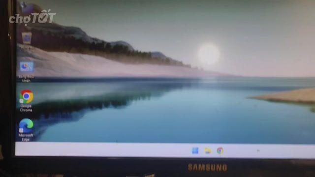 Màn hình Samsung Đen bị 1 đường sáng. Mua bán Phụ kiện (Màn hình, Chuột...) tại Thành phố Cà Mau Cà Mau được đăng bởi Đức hình 1