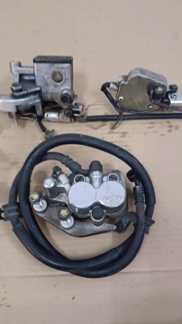 Phanh đĩa Nissin Lead 110 Kim loại Bạc. Mua bán Phụ tùng xe tại Quận Gò Vấp Tp Hồ Chí Minh được đăng bởi Vũ Hải hình 1