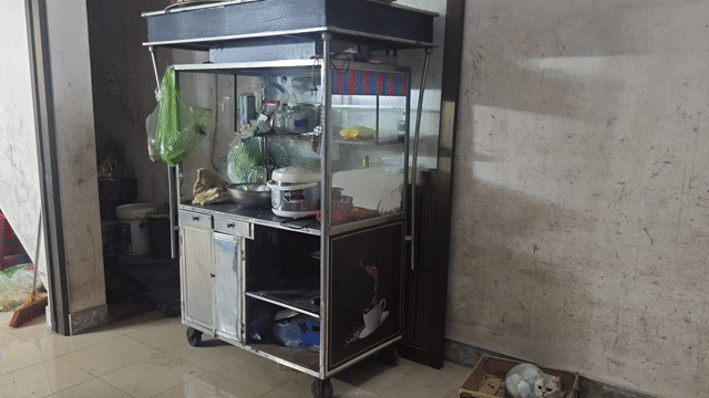 Xe đẩy bán hàng bánh mì trà đá Inox bánh to. Mua bán Đồ chuyên dụng, Giống nuôi trồng tại Thị xã Từ Sơn Bắc Ninh được đăng bởi PHÚC LỘC hình 1