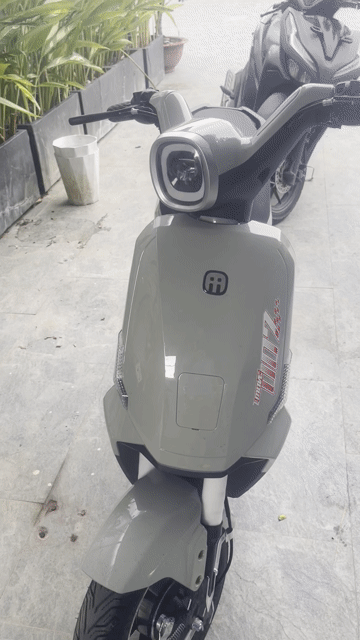 Xe đạp điện Yadea Move 400Z Xám 50 km. Mua bán Xe đạp tại Quận 12 Tp Hồ Chí Minh được đăng bởi Đỗ Minh Đức hình 1