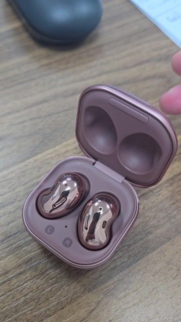 Tai nghe Samsung Galaxy Buds Live chính hãng. Mua bán Tivi, Âm thanh tại Quận Tây Hồ Hà Nội được đăng bởi Anthonyhcmvn  hình 1