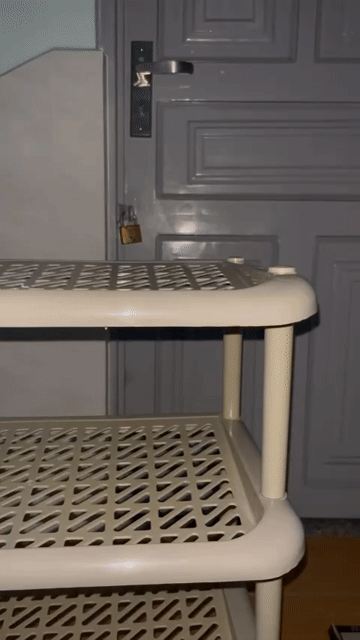 Kệ nhựa 4 tầng Xanh rêu đã qua sử dụng. Mua bán Tủ, kệ gia đình tại Quận 7 Tp Hồ Chí Minh được đăng bởi Bono hình 1